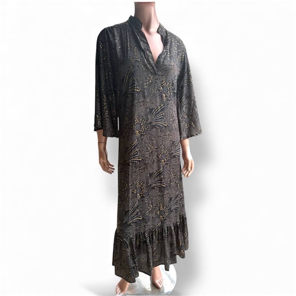 Paani Maxi Dress Midi Black‎ & Gold Ruffle S XS
Party
Metallic Shooting Stars